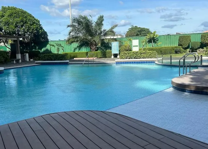 Apartment Modern Minimalist Luxe Retreat 2 Bedroom With Parking Manila