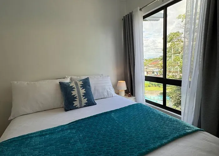 Modern Minimalist Luxe Retreat 2 Bedroom With Parking Apartment