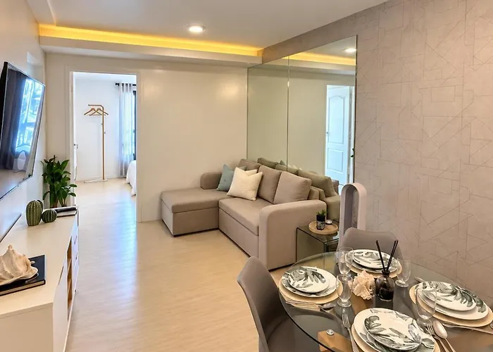 Apartment Modern Luxe 2 Bedroom Free Pool Access Parking And Netflix